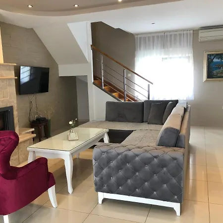 Luxury With Private Pool And Jacuzzi Villa Mostar